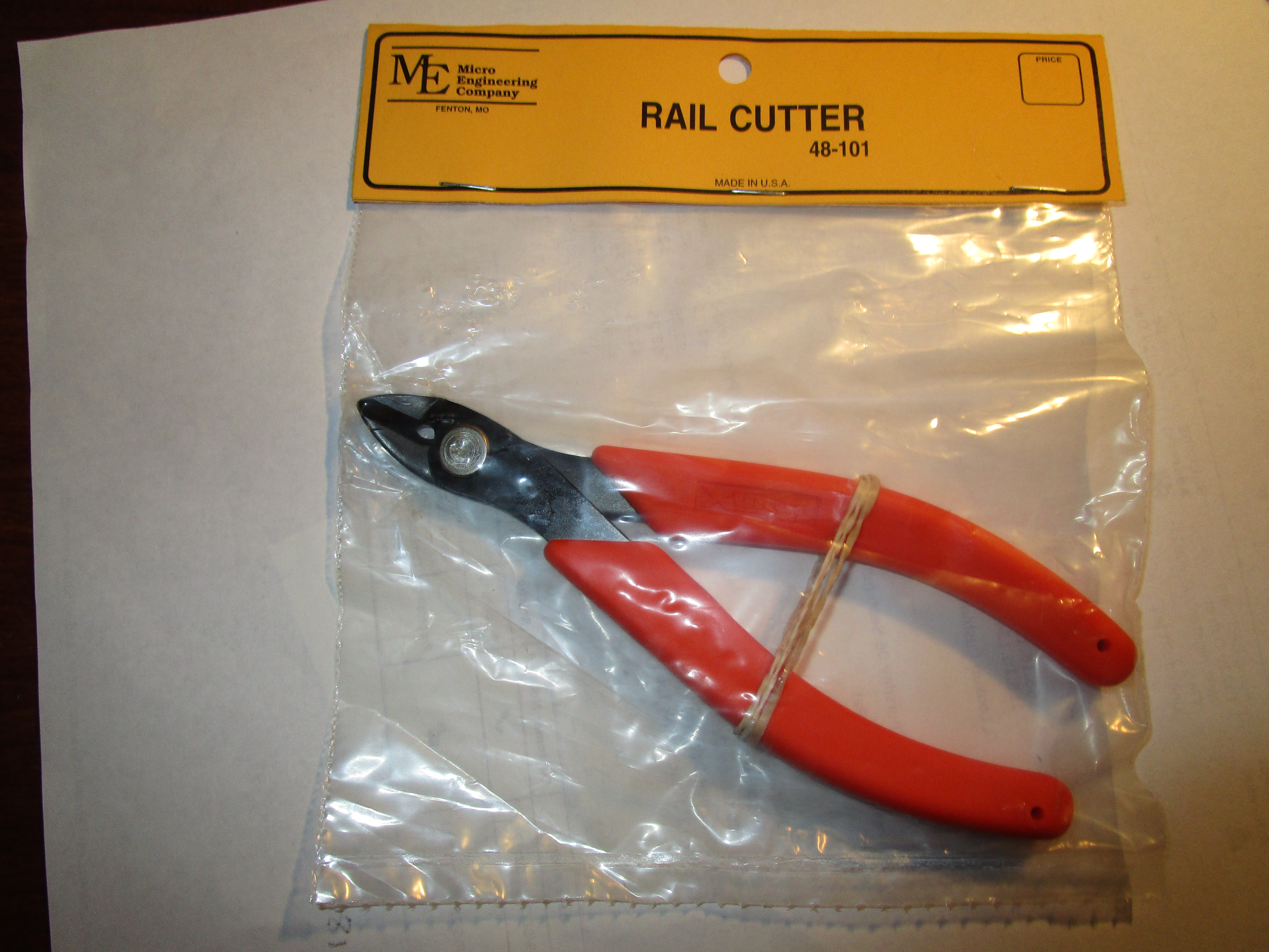 Rail Cutter, up to Code 100 - Click Image to Close
