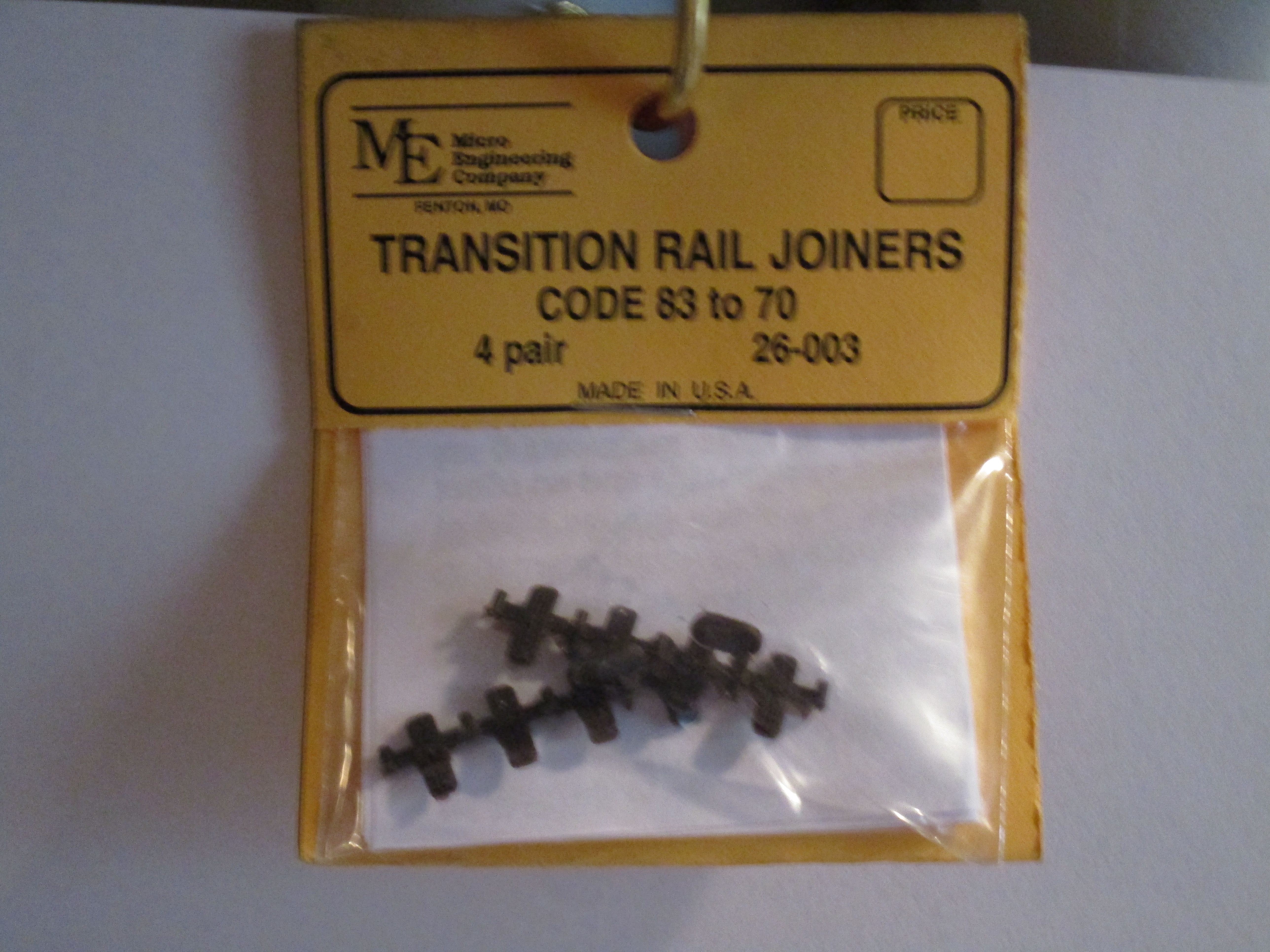 Micro Engineering Transition Joiners 83-70, Plastic