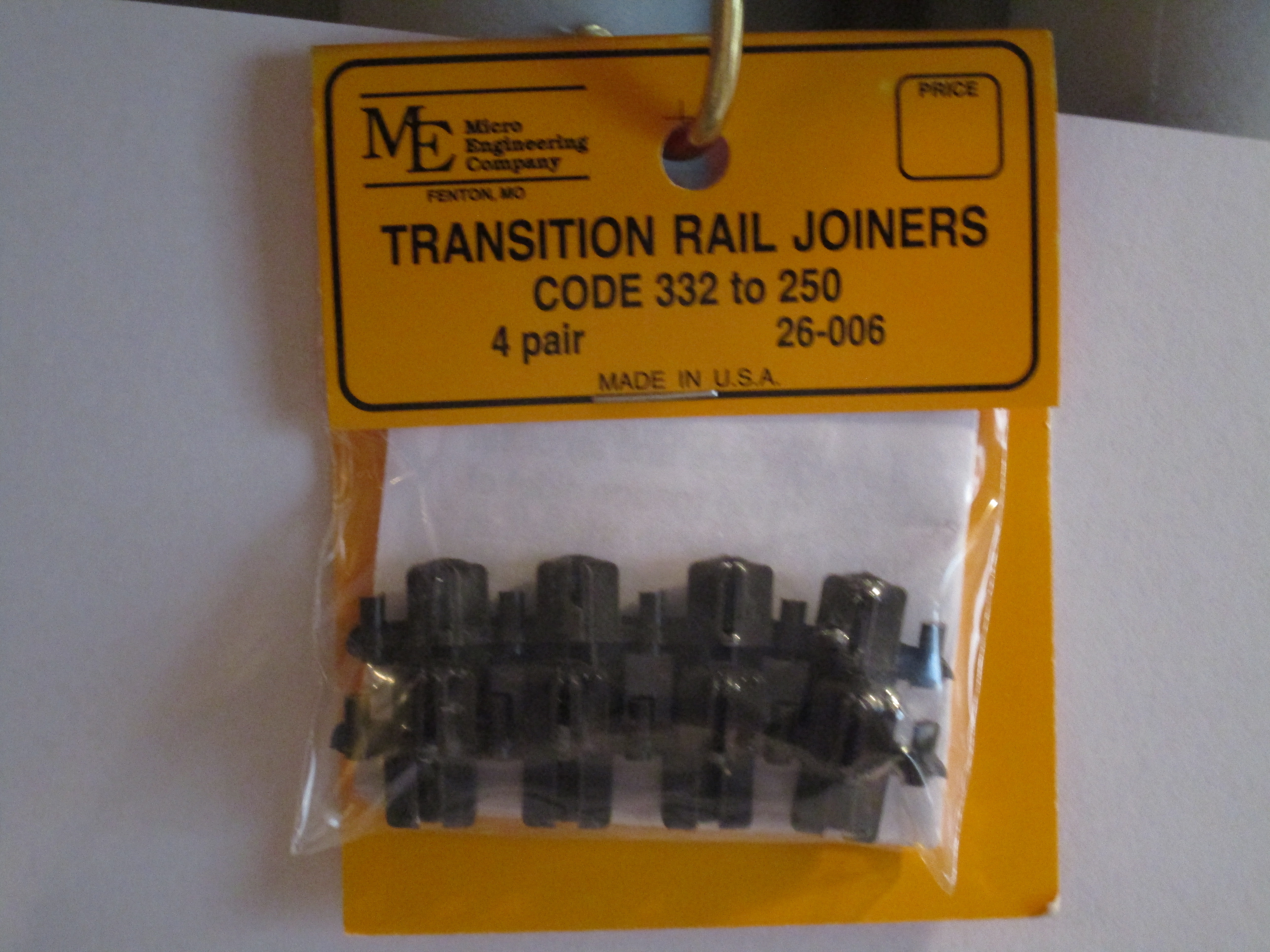 Micro Engineering Transition Joiners 332-250, Plastic - Click Image to Close