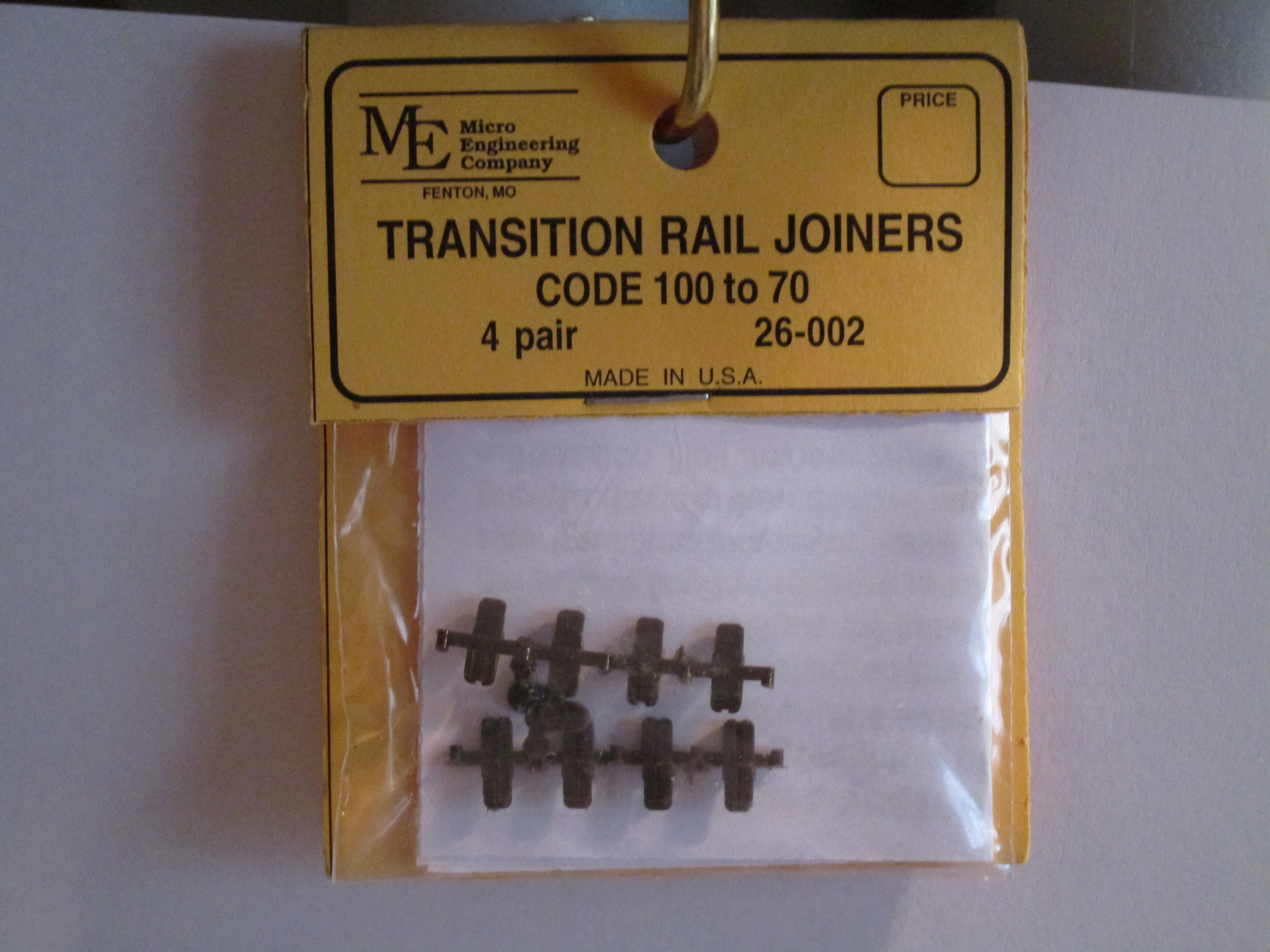 Micro Engineering Transition Joiners 100-70, Plastic